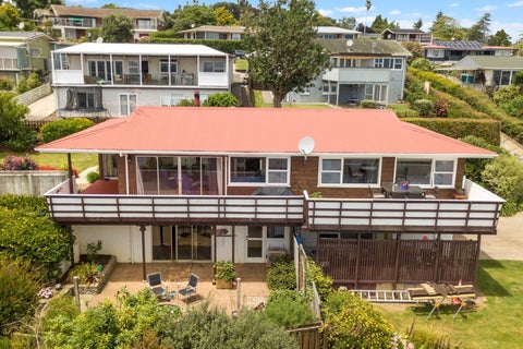 4 Gibbs Crescent, Red Hill, Papakura