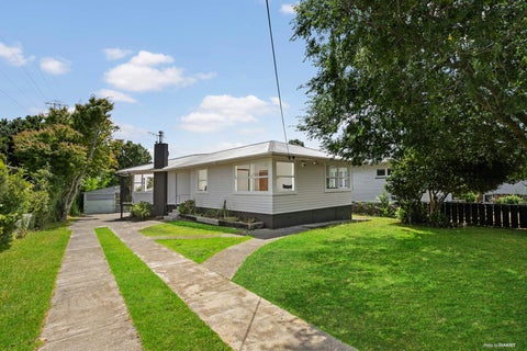 14 Royal View Road, Te Atatu South, Auckland