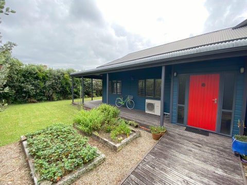 106 Fox Street, Hamilton East, Hamilton