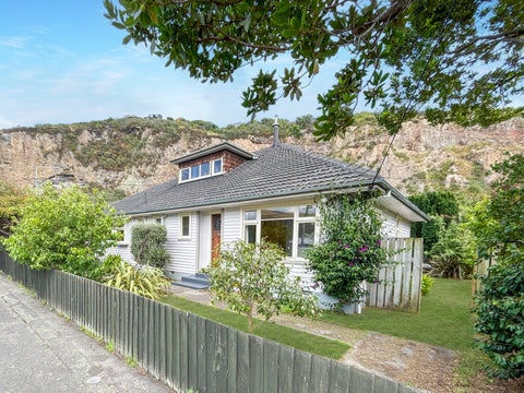 44 Stoke Street, Sumner, Christchurch