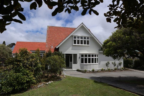 64 Cashmere Avenue, Khandallah, Wellington