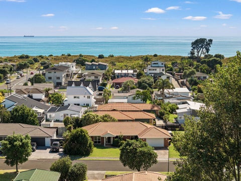 3 Webb Place, Papamoa Beach, Papamoa