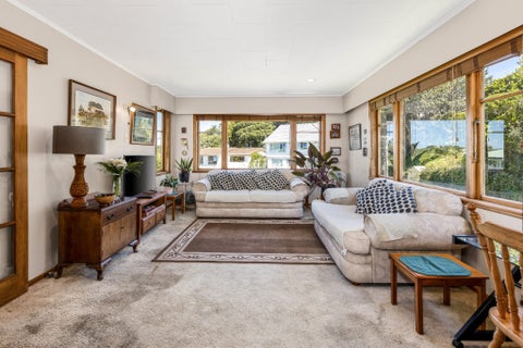 8 Braemar Terrace, Johnsonville, Wellington