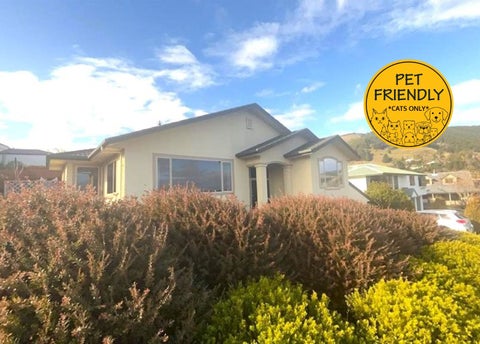 31 Olympus Way, Richmond