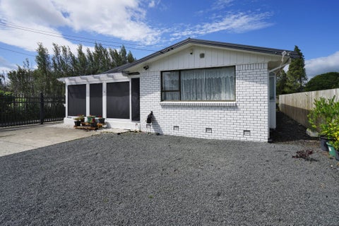 21 Saxbys Road, Glenview, Hamilton