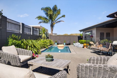 5 Beach Cove, Wainui, Gisborne