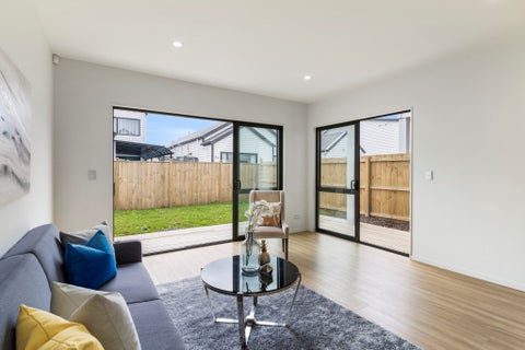 17 John Burn Road, Takanini, Auckland
