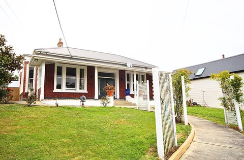 9 Sandringham Street, Saint Clair, Dunedin