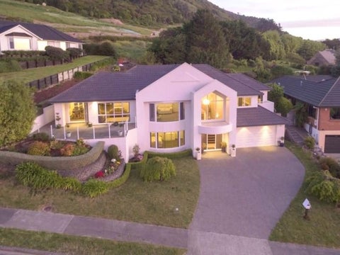 155 Winara Avenue, Waikanae