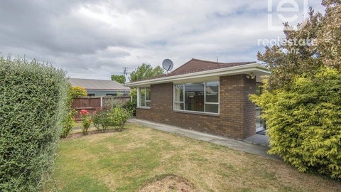 2/174 Harewood Road, Papanui, Christchurch