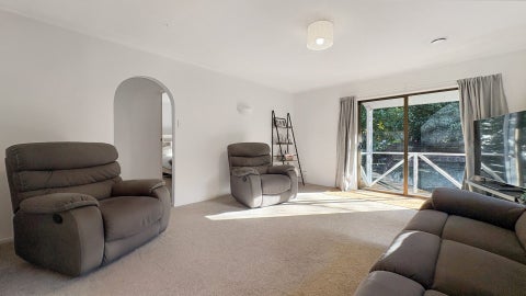 69B Hartford Crescent, Totara Park, Upper Hutt