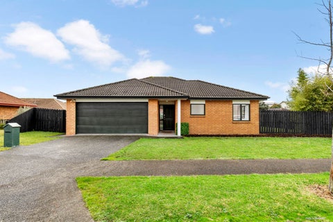 26 Eroni Clarke Close, Flat Bush, Auckland