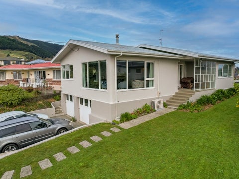 48 Surrey Road, Richmond