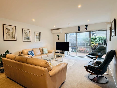 213/252 Centreway Road, Orewa, Orewa