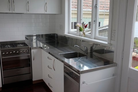 2 Manley Terrace, Newtown, Wellington