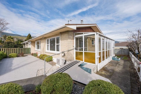 1/240 Songer Street, Stoke, Nelson