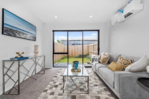 9/267 Great North Road, Henderson, Auckland