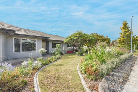 2 Heritage Crescent, Richmond, Richmond