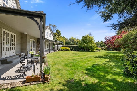 447 Barrett Road, Omata, New Plymouth