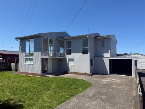 141 Centreway Road, Orewa, Orewa