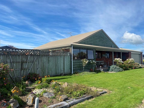 24 Waterford Drive, Winton, Winton