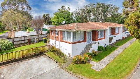 15 Freshney Place, Hillpark, Auckland
