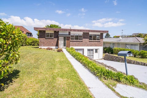29 Girrahween Drive, Totara Vale, Auckland