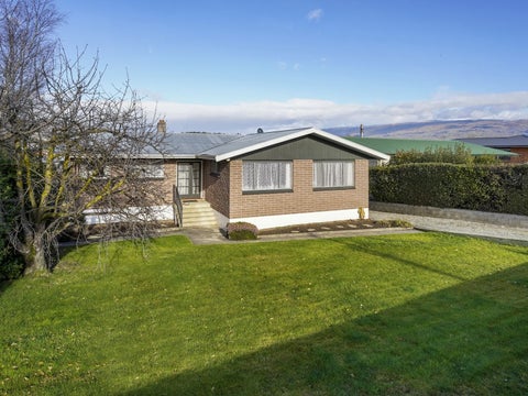 60 Royal Terrace, Alexandra, Alexandra