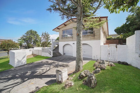 2 Icarus Place, Half Moon Bay, Auckland