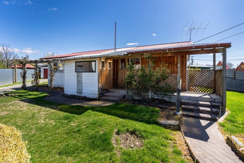 8 Rata Road, Twizel