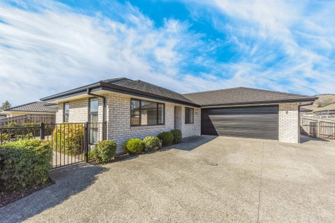37 Malone CRES, Tasman