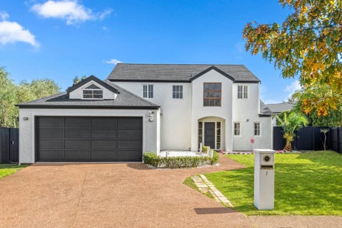 7 Red Oak Place, Schnapper Rock, Auckland