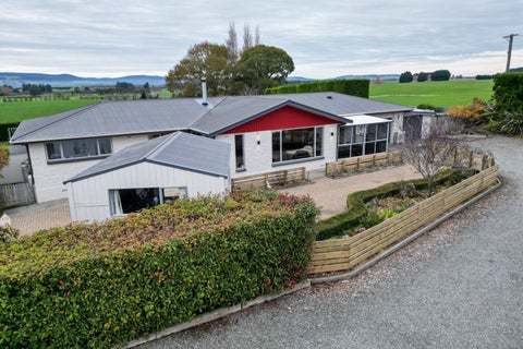 1201 Limehills Browns Road, Winton