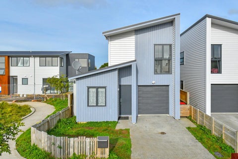 37 Tapuwae Way, Mangere Bridge, Auckland