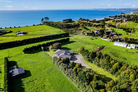 939 Main North Road, Onaero, Urenui