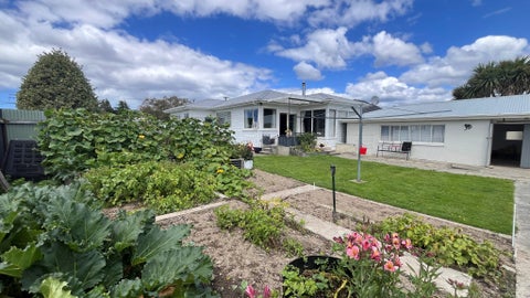 54 Chaucer Street, Milton