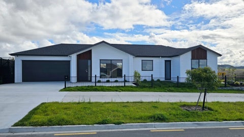 73 Parish Drive, Wainui, Wainui