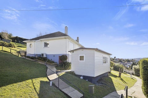 15 Prospect Bank, Wakari, Dunedin