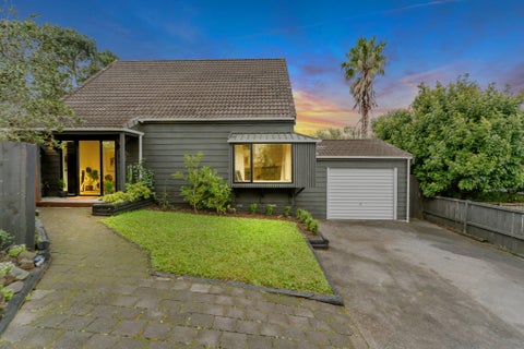 1/406 East Coast Road, Sunnynook, Auckland