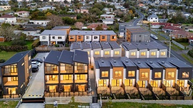 9/42 Captain Scott Road, Glen Eden, Auckland