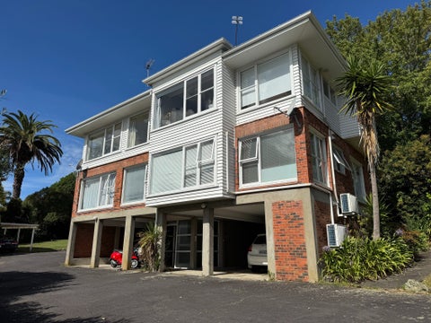 36 Ngapipi Road, Orakei, Auckland