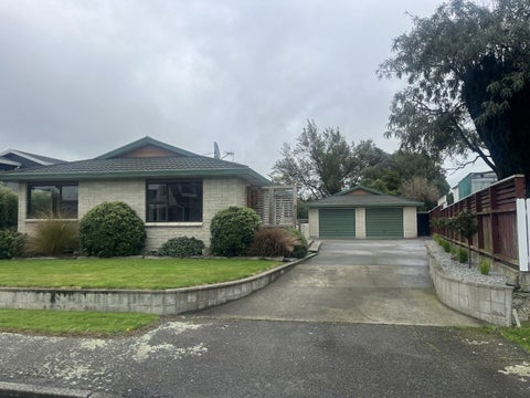 9 McWilliam Avenue, Winton, Winton