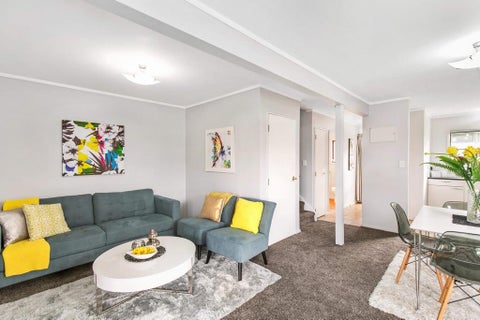 1/21 Solveig Place, Randwick Park, Auckland