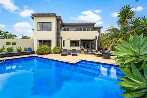 32 English Oak Drive, Schnapper Rock, Auckland