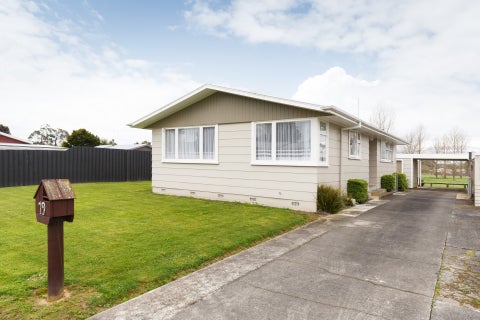 19 Fergusson Street, Marton, Marton