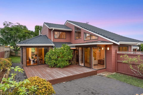 164 Norman Lesser Drive, Saint Johns, Auckland