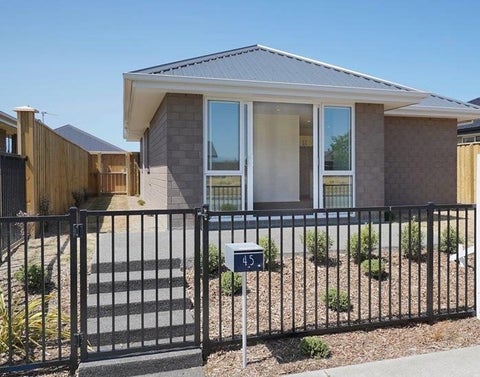 45 Pegasus Boulevard, Pegasus, Pegasus