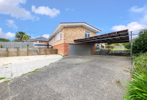 1 Fowey Avenue, Te Atatu South, Auckland
