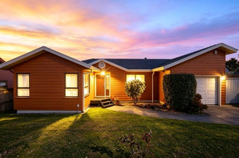 87 Luckens Road, West Harbour, Auckland