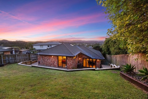 7 Oratia Drive, Glen Eden, Auckland